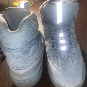 Yeezy boots , lightly worn